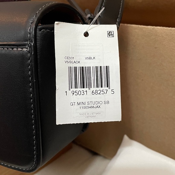 Coach Tea Rose Baguette Bag, Mini Cherry Charm & Skinny Id Floral Applique NWT - Picture 14 of 17